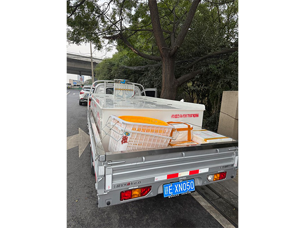 鱼箱 中型鱼箱  隐形增氧管